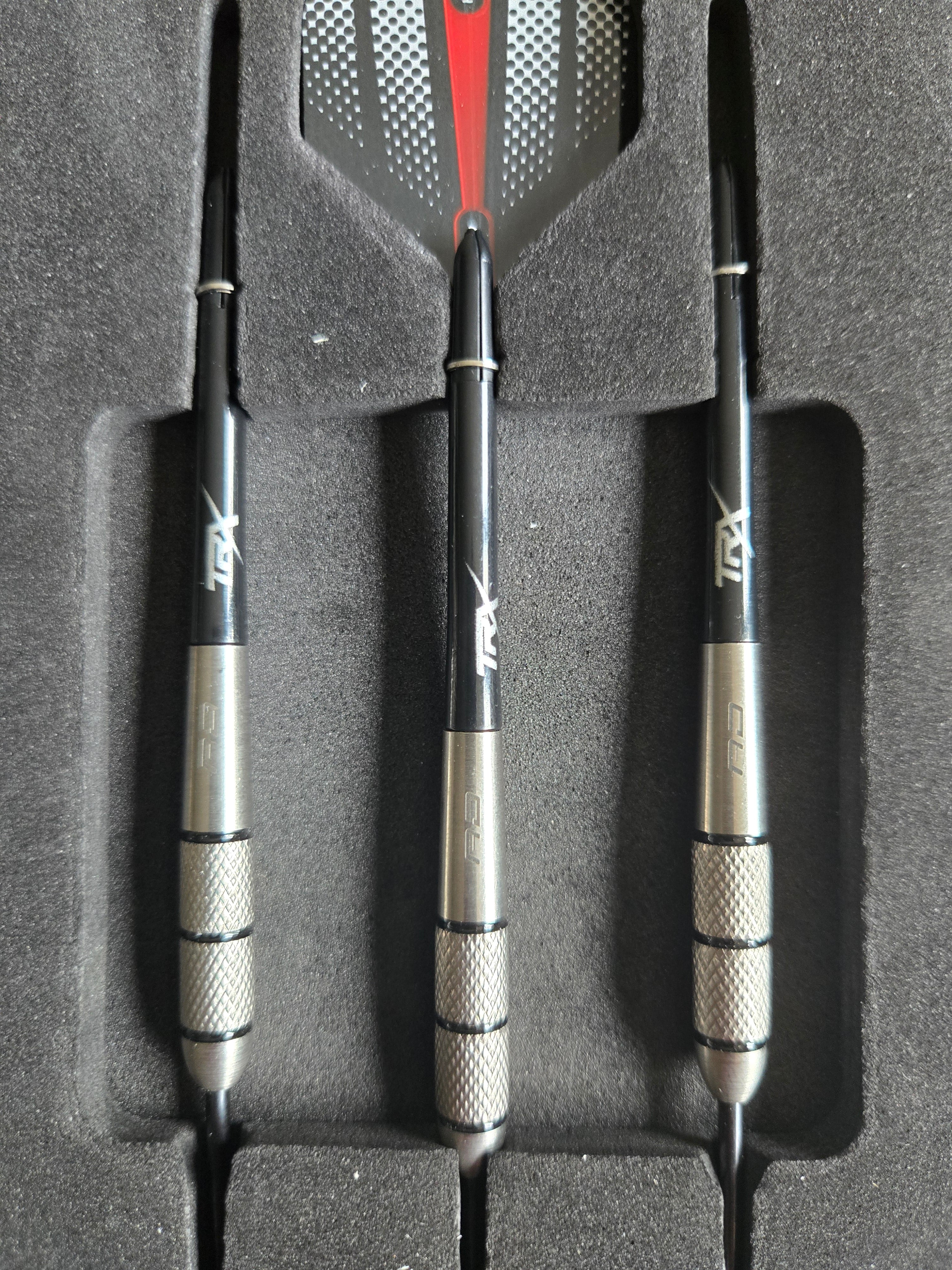 Red Dragon Red Flash Darts