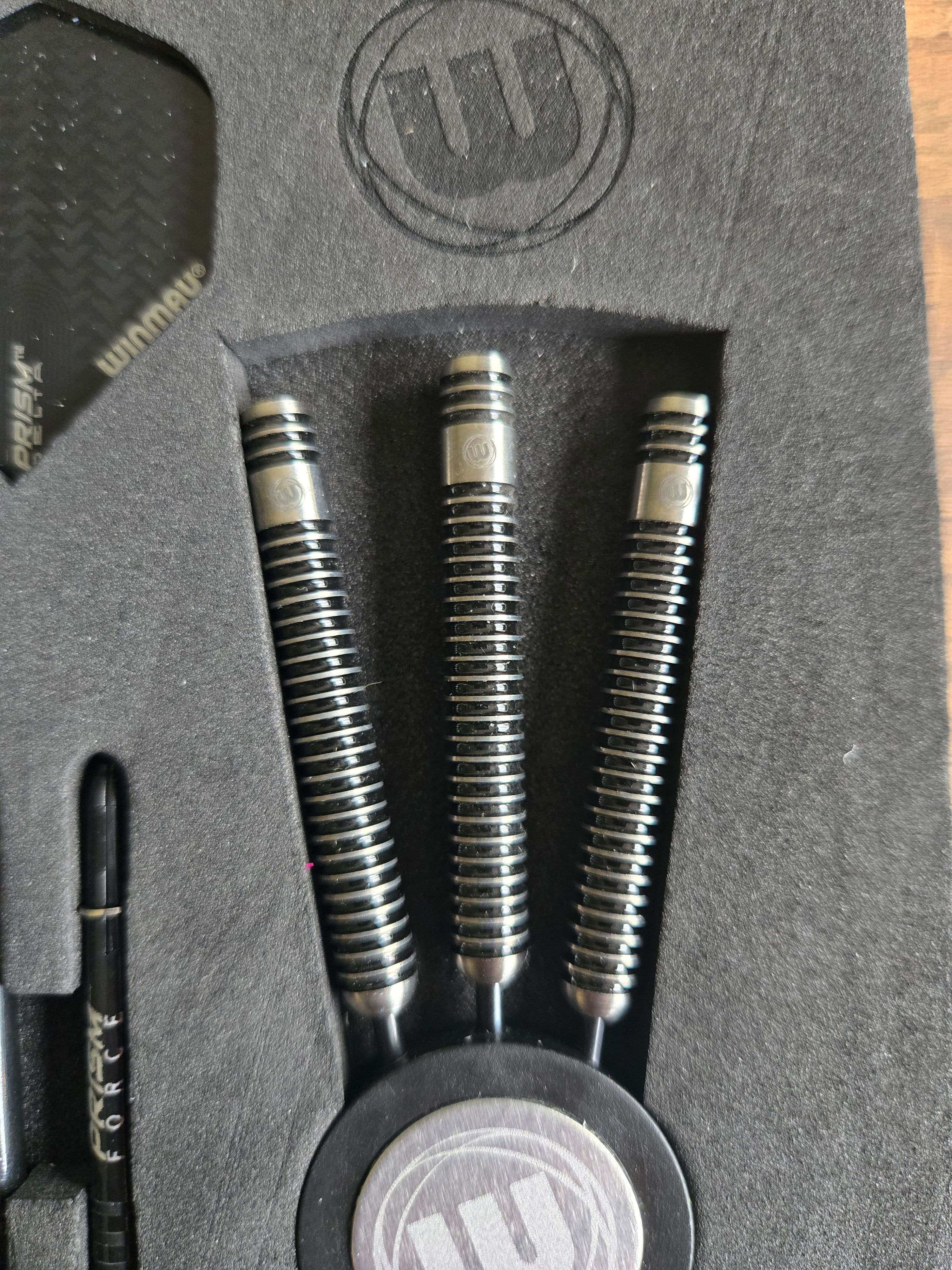 Winmau Blackout 1 Darts
