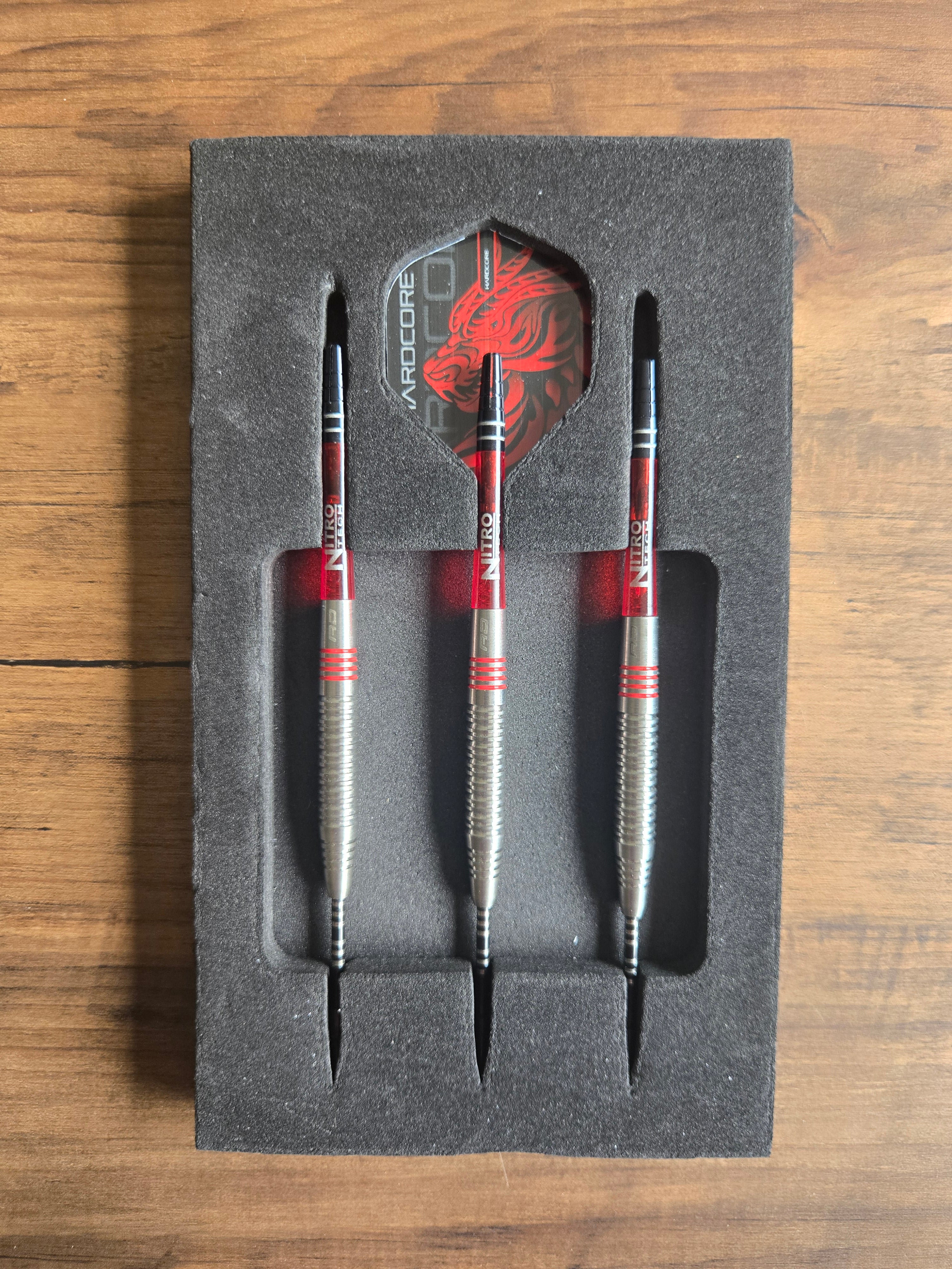Red Dragon Jonny Clayton Original 2.0 Darts