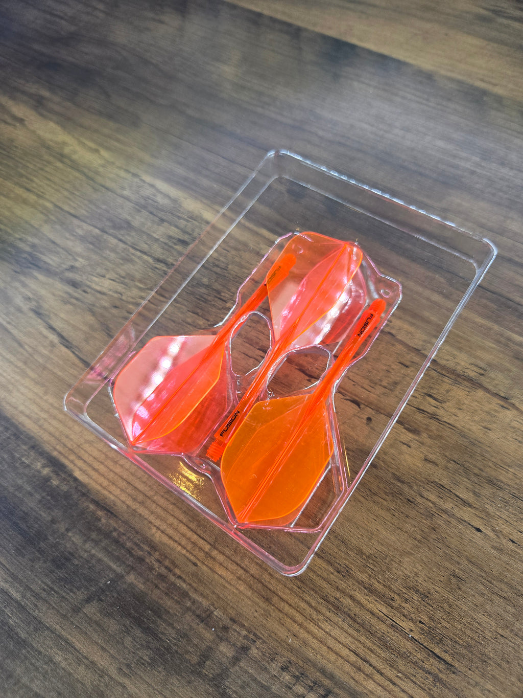 Winmau Fusion Integrated Flight & Shaft - Neon Orange
