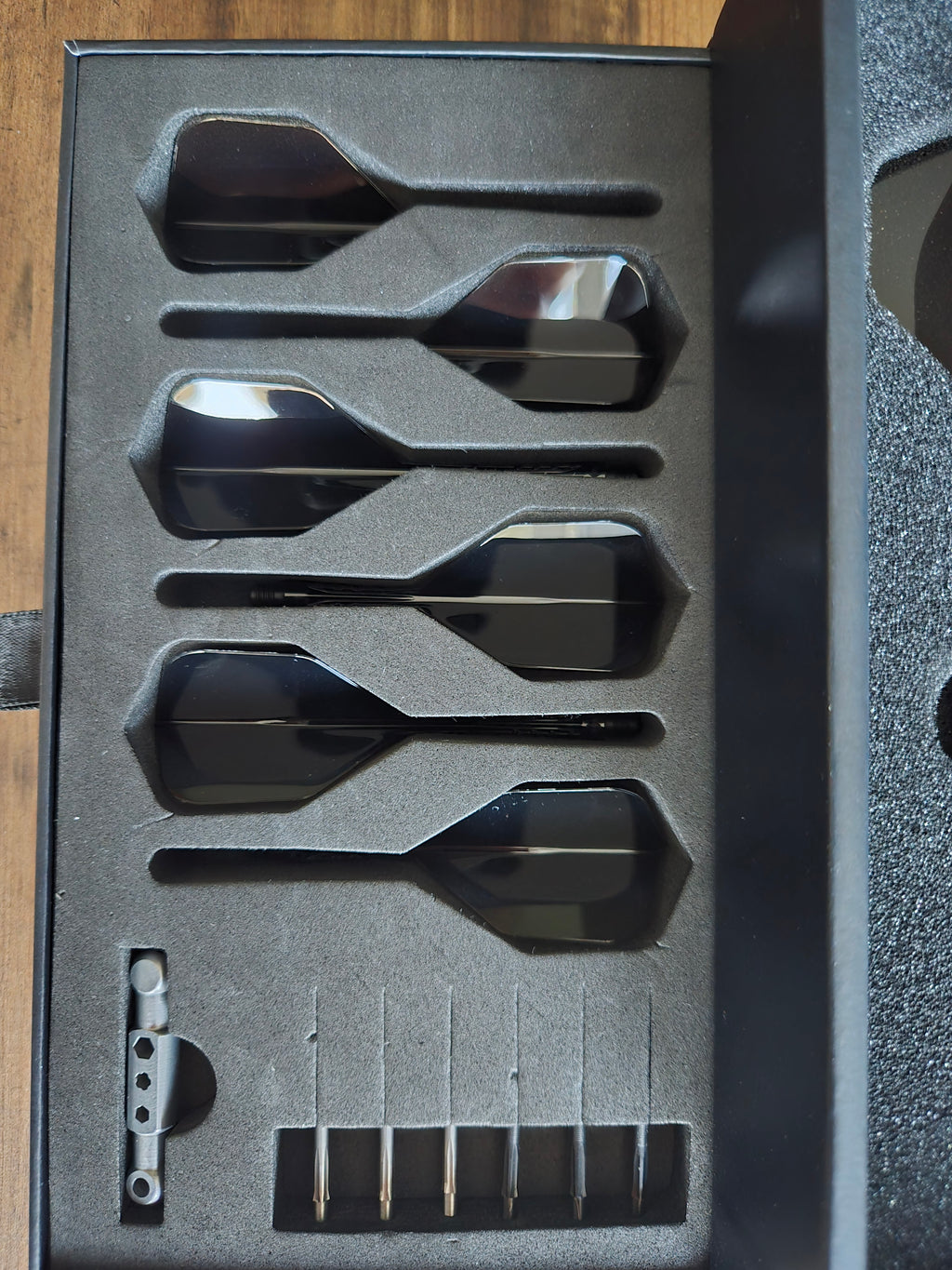 Mission Black Opal Darts