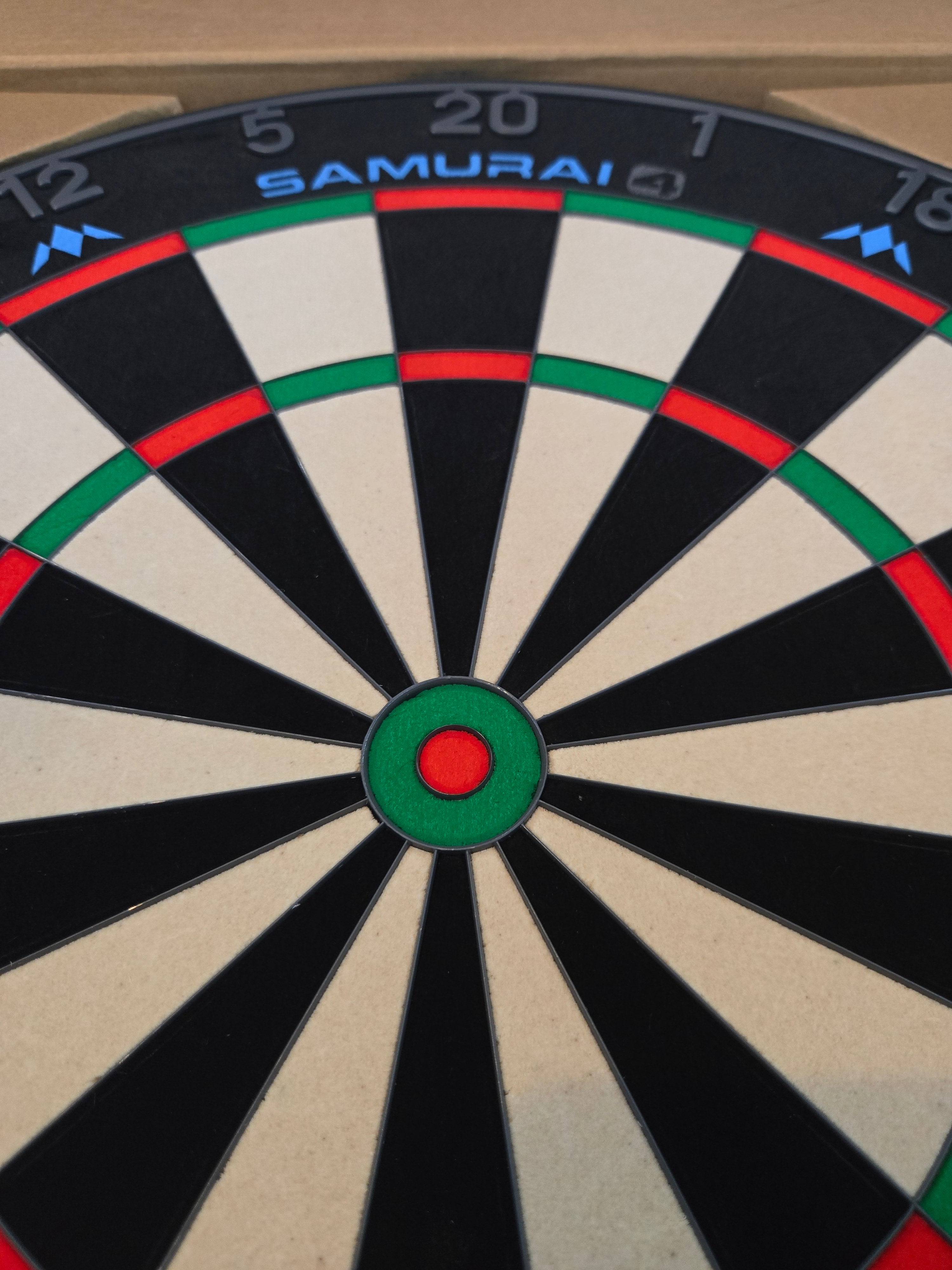 Mission Samurai 4 Dartboard - Graphite Grey Edition