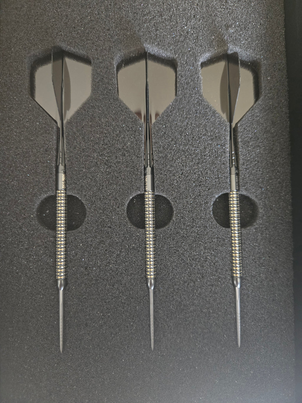 Mission Mike De Decker Limited Edition Darts (No11)