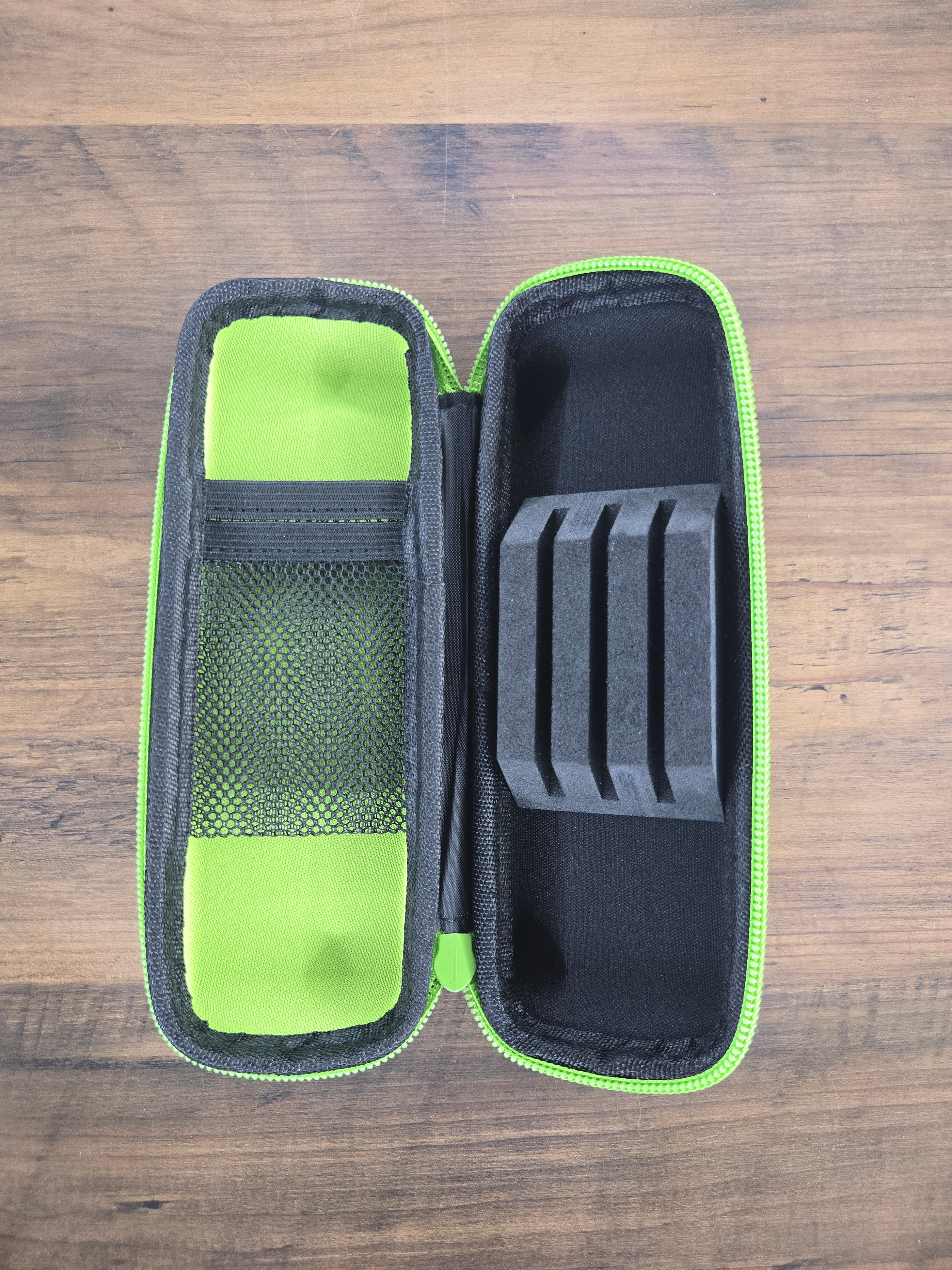 Harrows Blaze Darts Case