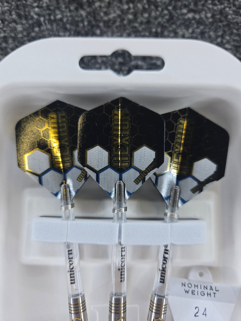 Unicorn Hexium Style 3 Darts