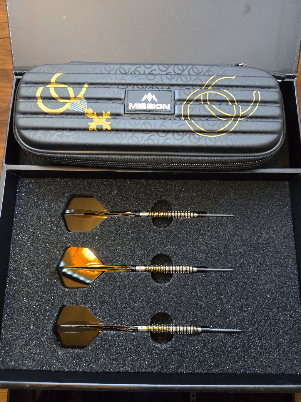 Mission Olly Croft OBE Darts - 260 / 501