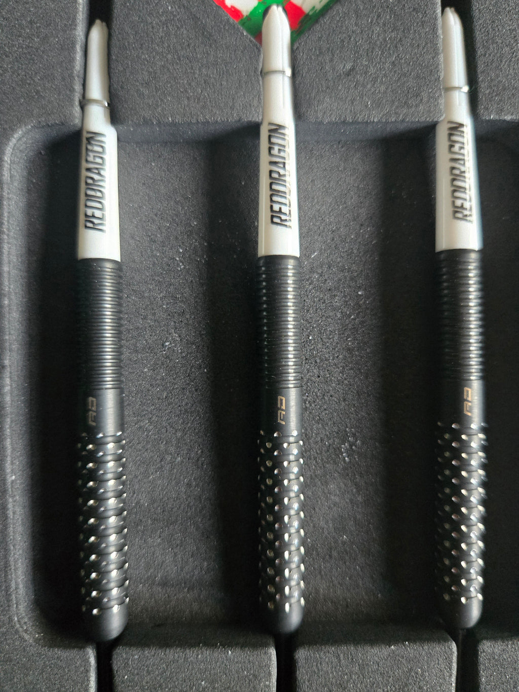 Red Dragon Bullhitters Darts