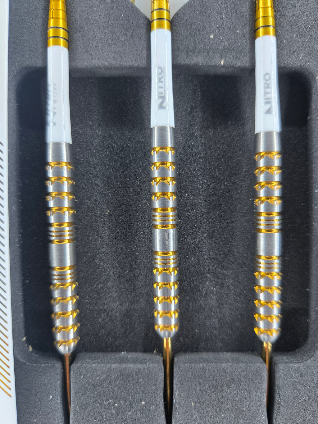 Red Dragon Paradym Gold Darts - Parallel