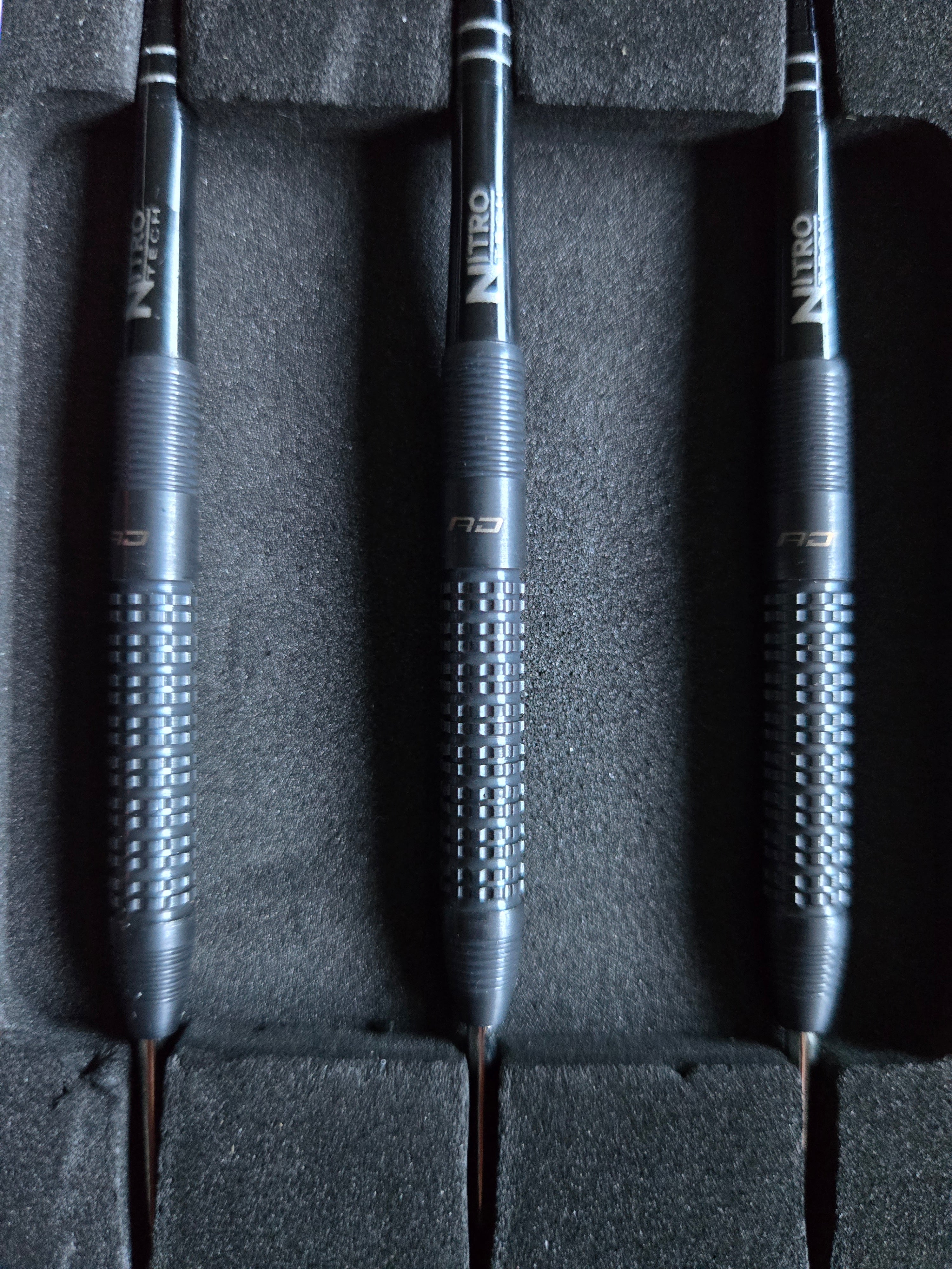 Red Dragon T-800 Darts