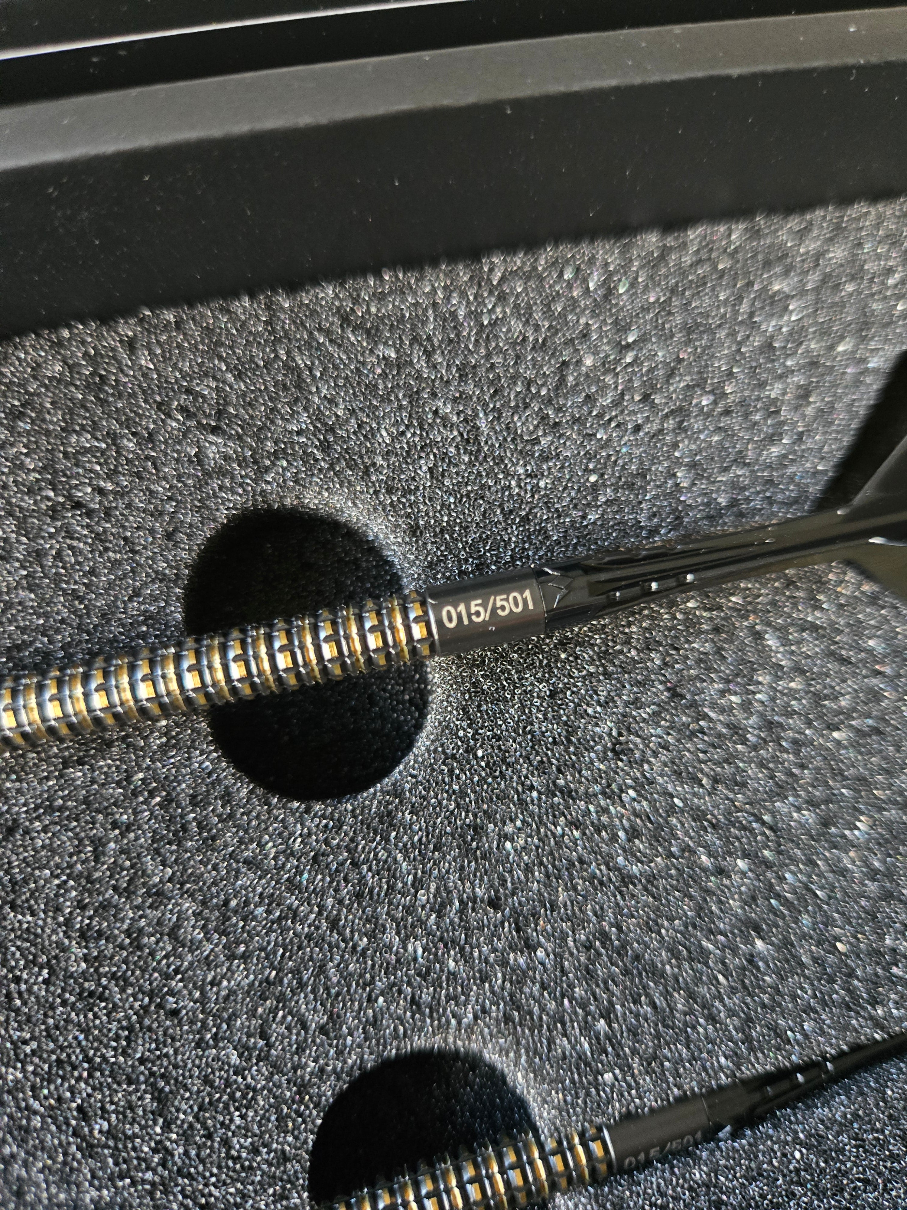 Mission Mike De Decker Limited Edition Darts (No15)