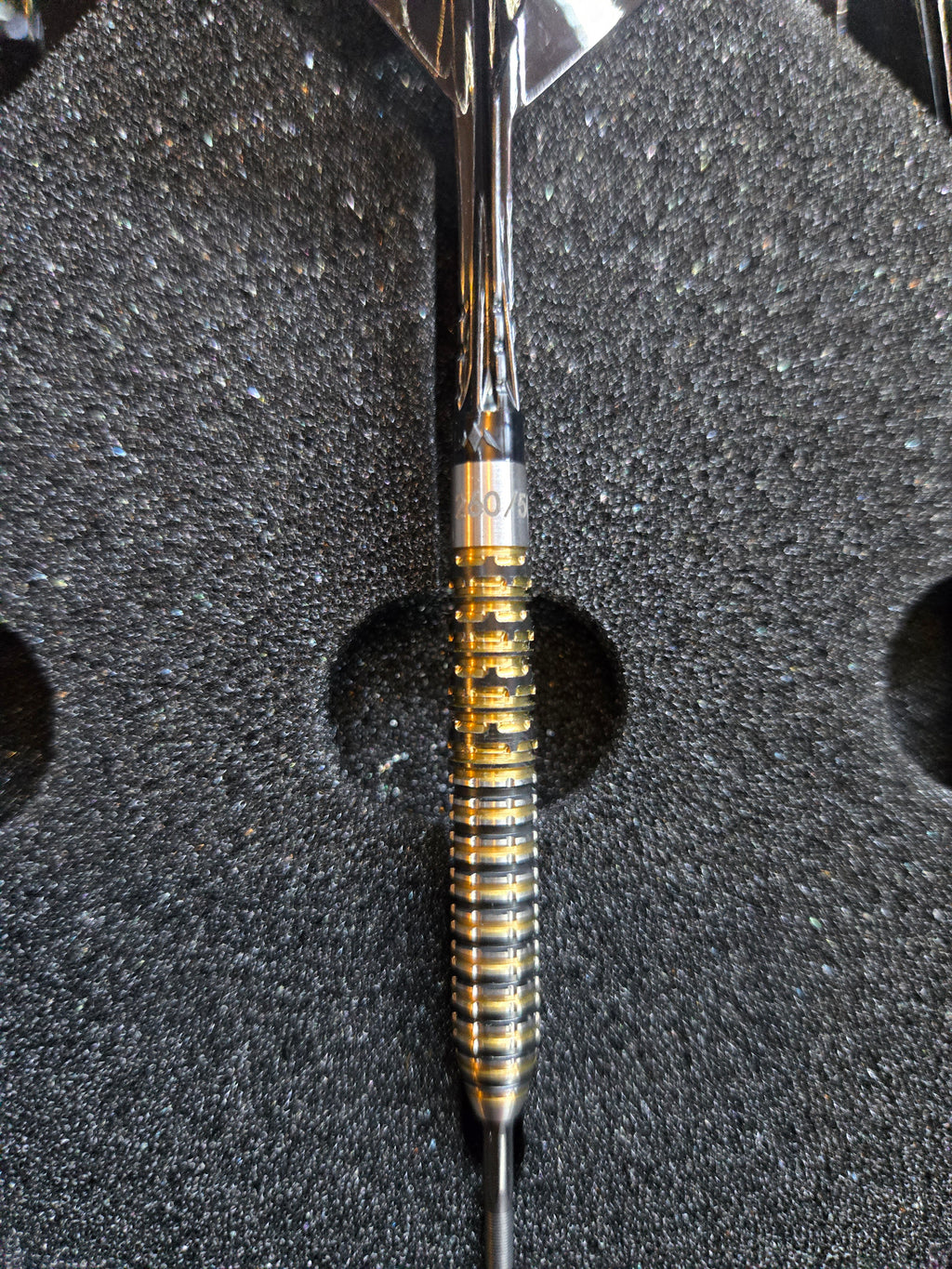 Mission Olly Croft OBE Darts - 260 / 501